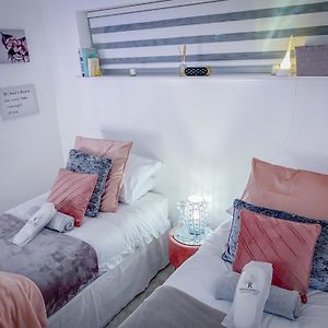Deluxe Double or Twin Room Garden View